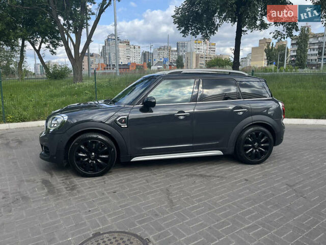 Сірий Міні Кантрімен, об'ємом двигуна 2 л та пробігом 95 тис. км за 26000 $, фото 3 на Automoto.ua