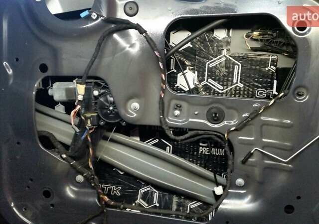 Серый Мини Кантримен, объемом двигателя 2 л и пробегом 125 тыс. км за 21000 $, фото 16 на Automoto.ua