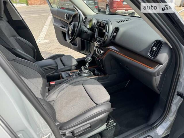 Серый Мини Кантримен, объемом двигателя 1.5 л и пробегом 30 тыс. км за 20600 $, фото 6 на Automoto.ua