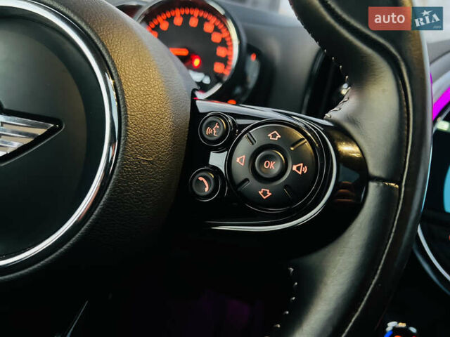 Сірий Міні Кантрімен, об'ємом двигуна 2 л та пробігом 73 тис. км за 20200 $, фото 38 на Automoto.ua