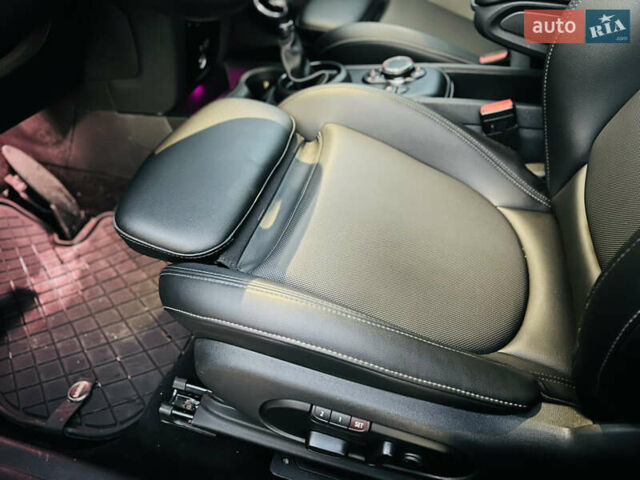 Сірий Міні Кантрімен, об'ємом двигуна 2 л та пробігом 73 тис. км за 20200 $, фото 33 на Automoto.ua