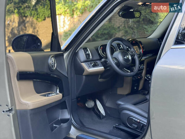 Серый Мини Кантримен, объемом двигателя 2 л и пробегом 77 тыс. км за 25000 $, фото 36 на Automoto.ua