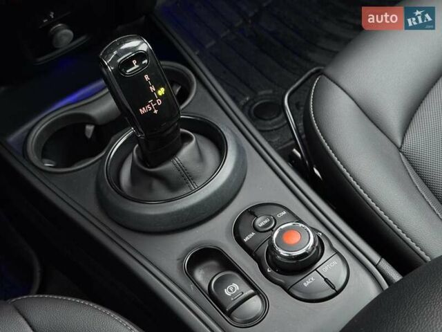 Сірий Міні Кантрімен, об'ємом двигуна 1.5 л та пробігом 101 тис. км за 18900 $, фото 20 на Automoto.ua