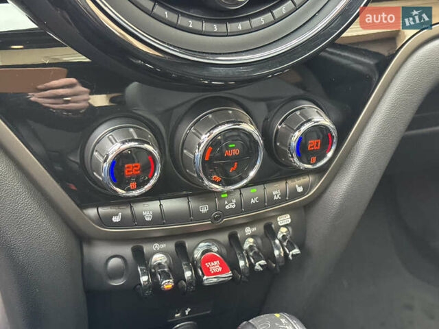 Мини Кантримен 2019 в Черновцах на Automoto.ua Серый Мини Кантримен, объемом двигателя 2 л и пробегом 107 тыс. км за 23900 $, фото 71 на Automoto.ua