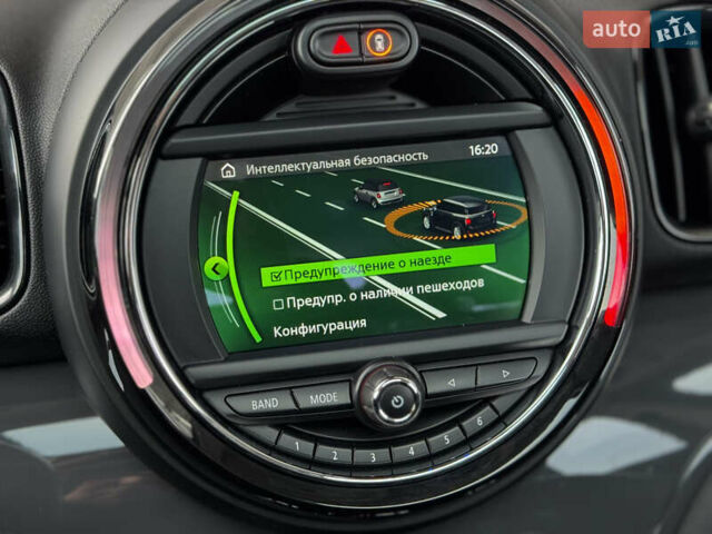 Сірий Міні Кантрімен, об'ємом двигуна 1.5 л та пробігом 101 тис. км за 17900 $, фото 23 на Automoto.ua