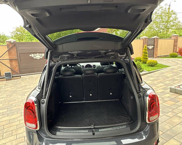 Мини Кантримен 2019 в Черновцах на Automoto.ua Серый Мини Кантримен, объемом двигателя 2 л и пробегом 107 тыс. км за 23900 $, фото 64 на Automoto.ua