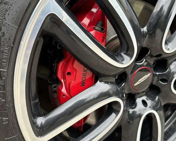 Мини Кантримен 2019 в Черновцах на Automoto.ua Серый Мини Кантримен, объемом двигателя 2 л и пробегом 107 тыс. км за 23900 $, фото 79 на Automoto.ua