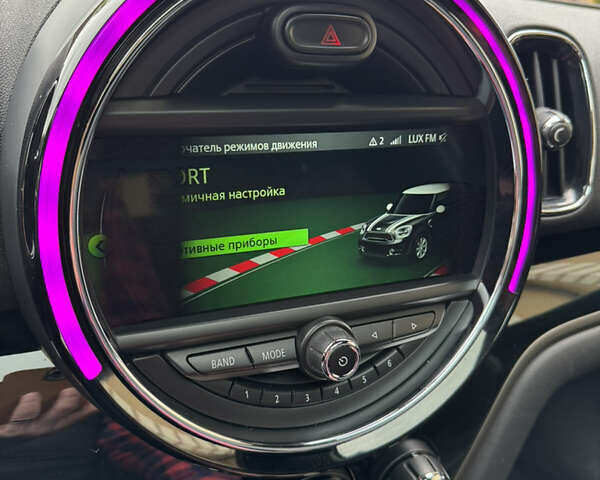 Мини Кантримен 2019 в Черновцах на Automoto.ua Серый Мини Кантримен, объемом двигателя 2 л и пробегом 107 тыс. км за 23900 $, фото 84 на Automoto.ua