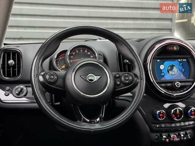Сірий Міні Кантрімен, об'ємом двигуна 1.5 л та пробігом 101 тис. км за 18900 $, фото 16 на Automoto.ua