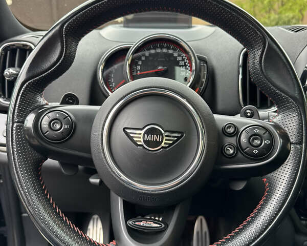 Мини Кантримен 2019 в Черновцах на Automoto.ua Серый Мини Кантримен, объемом двигателя 2 л и пробегом 107 тыс. км за 23900 $, фото 78 на Automoto.ua