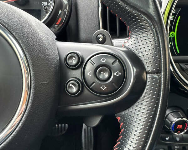 Мини Кантримен 2019 в Черновцах на Automoto.ua Серый Мини Кантримен, объемом двигателя 2 л и пробегом 107 тыс. км за 23900 $, фото 75 на Automoto.ua