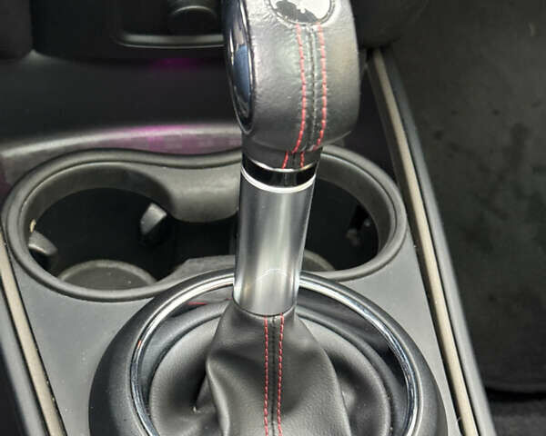 Мини Кантримен 2019 в Черновцах на Automoto.ua Серый Мини Кантримен, объемом двигателя 2 л и пробегом 107 тыс. км за 23900 $, фото 72 на Automoto.ua