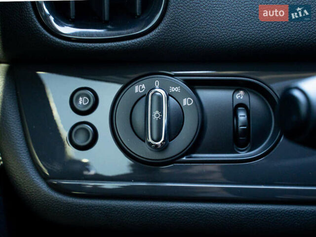 Міні Кантрімен 2019 у Одесі на Automoto.ua Сірий Міні Кантрімен, об'ємом двигуна 1.5 л та пробігом 89 тис. км за 22000 $, фото 15 на Automoto.ua