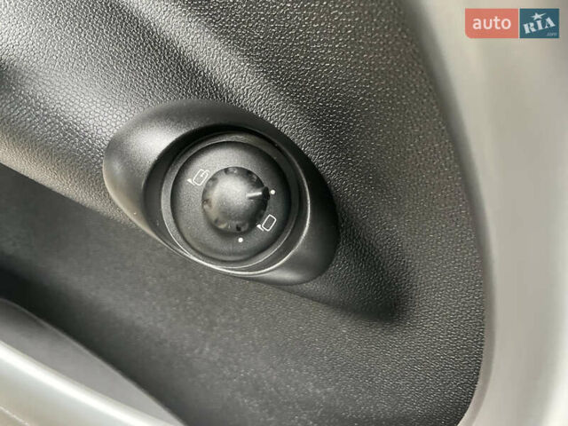 Серый Мини Кантримен, объемом двигателя 1.6 л и пробегом 255 тыс. км за 8800 $, фото 18 на Automoto.ua