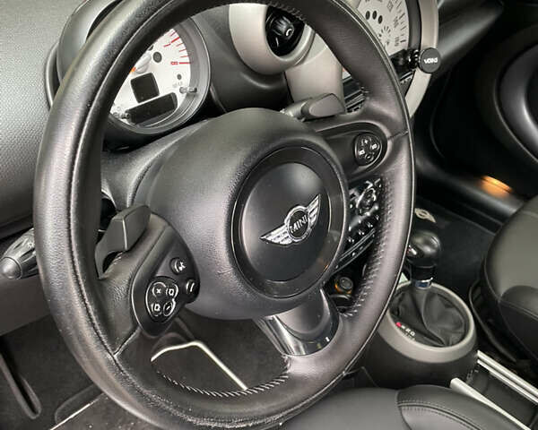 Серый Мини Кантримен, объемом двигателя 1.6 л и пробегом 255 тыс. км за 8800 $, фото 16 на Automoto.ua