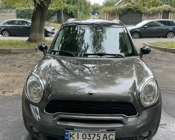 Сірий Міні Кантрімен, об'ємом двигуна 1.6 л та пробігом 255 тис. км за 9000 $, фото 2 на Automoto.ua
