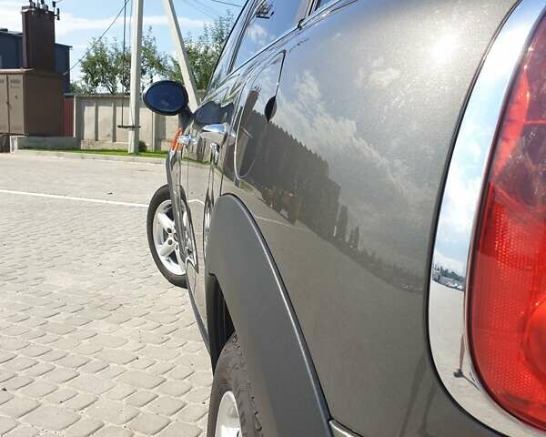 Сірий Міні Кантрімен, об'ємом двигуна 1.6 л та пробігом 243 тис. км за 12500 $, фото 19 на Automoto.ua