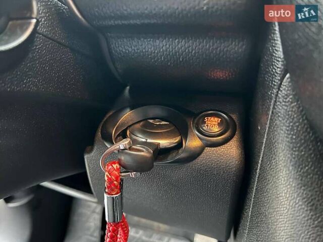 Сірий Міні Кантрімен, об'ємом двигуна 1.6 л та пробігом 243 тис. км за 12390 $, фото 25 на Automoto.ua