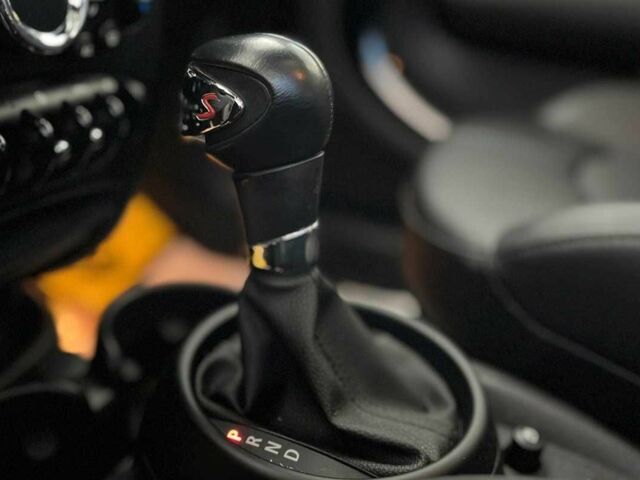 Сірий Міні Кантрімен, об'ємом двигуна 1.6 л та пробігом 115 тис. км за 11600 $, фото 17 на Automoto.ua