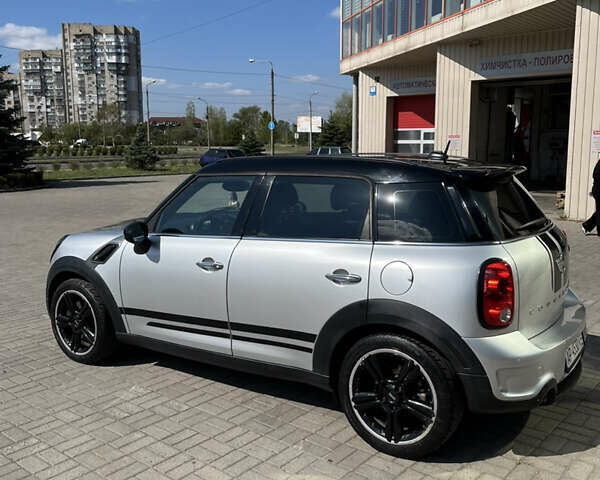 Серый Мини Кантримен, объемом двигателя 1.6 л и пробегом 125 тыс. км за 12500 $, фото 10 на Automoto.ua