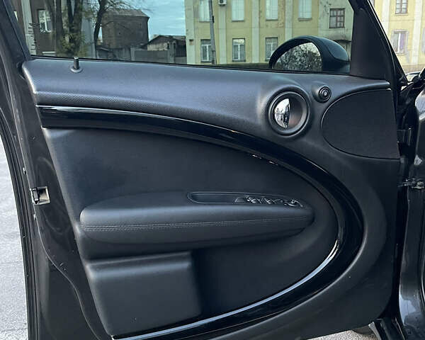 Серый Мини Кантримен, объемом двигателя 1.6 л и пробегом 154 тыс. км за 8400 $, фото 16 на Automoto.ua