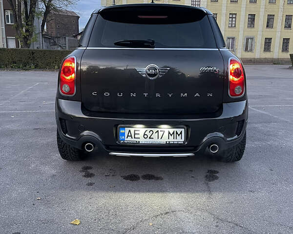 Серый Мини Кантримен, объемом двигателя 1.6 л и пробегом 154 тыс. км за 8400 $, фото 1 на Automoto.ua