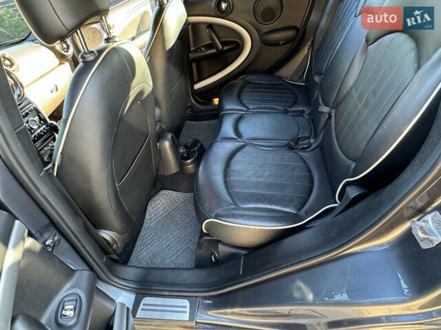 Серый Мини Кантримен, объемом двигателя 2 л и пробегом 133 тыс. км за 16500 $, фото 8 на Automoto.ua