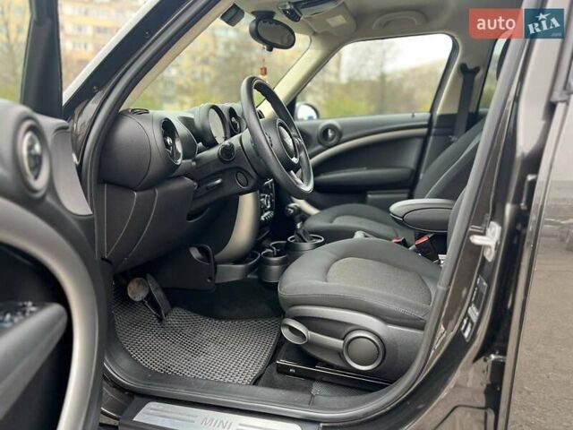 Серый Мини Кантримен, объемом двигателя 1.6 л и пробегом 29 тыс. км за 13900 $, фото 13 на Automoto.ua