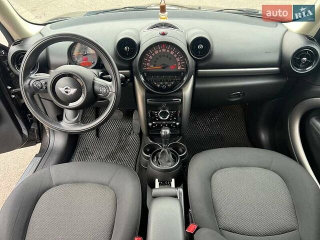 Серый Мини Кантримен, объемом двигателя 1.6 л и пробегом 29 тыс. км за 13900 $, фото 15 на Automoto.ua