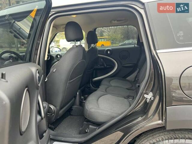 Серый Мини Кантримен, объемом двигателя 1.6 л и пробегом 29 тыс. км за 13900 $, фото 16 на Automoto.ua