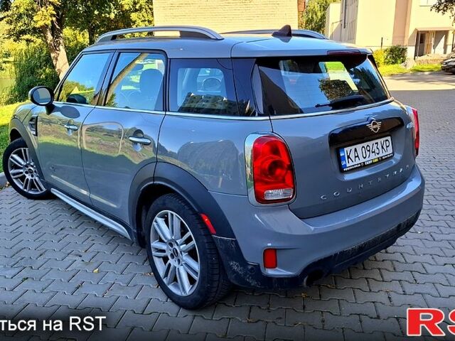 Серый Мини Кантримен, объемом двигателя 1.5 л и пробегом 137 тыс. км за 16600 $, фото 5 на Automoto.ua