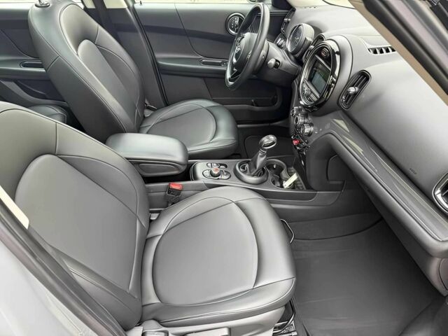 Сірий Міні Кантрімен, об'ємом двигуна 1.5 л та пробігом 31 тис. км за 11600 $, фото 10 на Automoto.ua