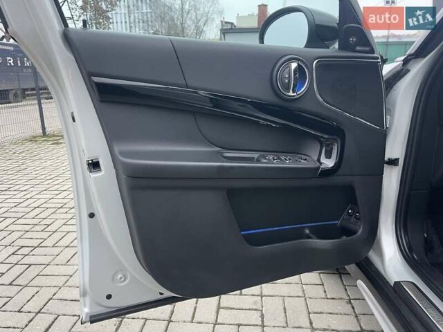 Серый Мини Кантримен, объемом двигателя 1.5 л и пробегом 44 тыс. км за 32000 $, фото 39 на Automoto.ua