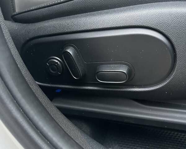 Серый Мини Кантримен, объемом двигателя 1.5 л и пробегом 44 тыс. км за 32000 $, фото 34 на Automoto.ua