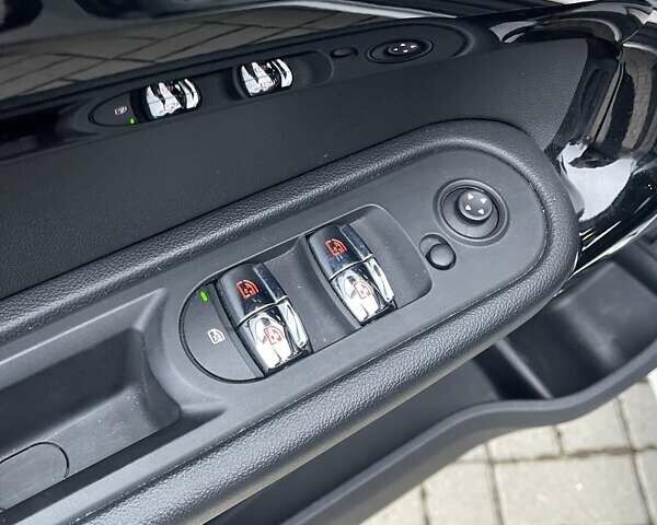 Серый Мини Кантримен, объемом двигателя 1.5 л и пробегом 44 тыс. км за 32000 $, фото 40 на Automoto.ua