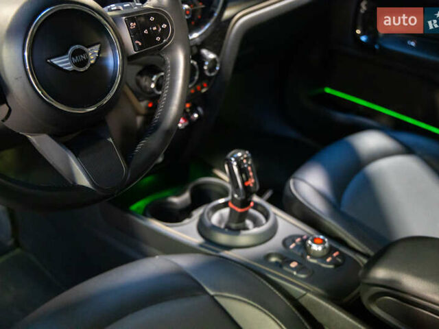 Серый Мини Кантримен, объемом двигателя 1.5 л и пробегом 55 тыс. км за 24500 $, фото 15 на Automoto.ua