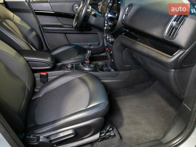 Серый Мини Кантримен, объемом двигателя 1.5 л и пробегом 55 тыс. км за 24500 $, фото 36 на Automoto.ua