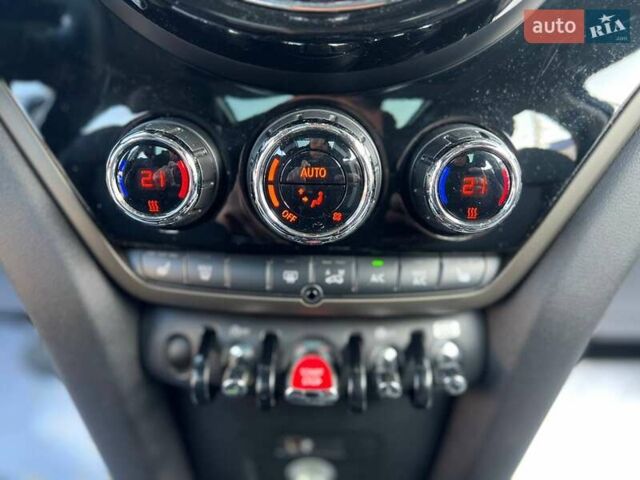 Сірий Міні Кантрімен, об'ємом двигуна 2 л та пробігом 57 тис. км за 25300 $, фото 32 на Automoto.ua