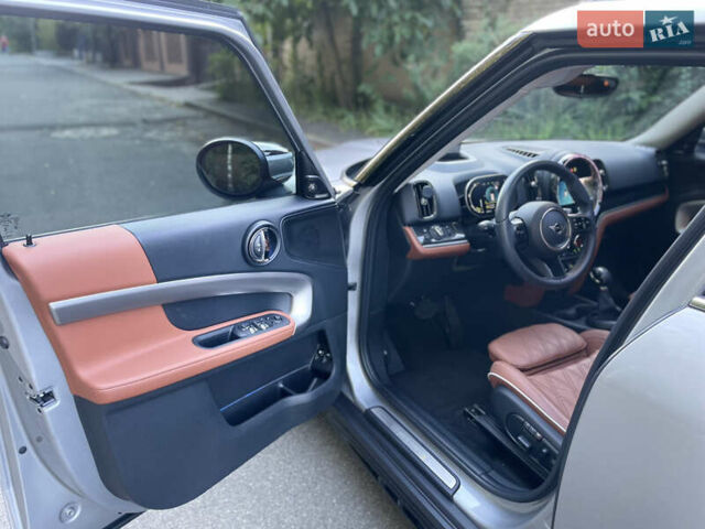 Серый Мини Кантримен, объемом двигателя 1.5 л и пробегом 25 тыс. км за 36500 $, фото 6 на Automoto.ua