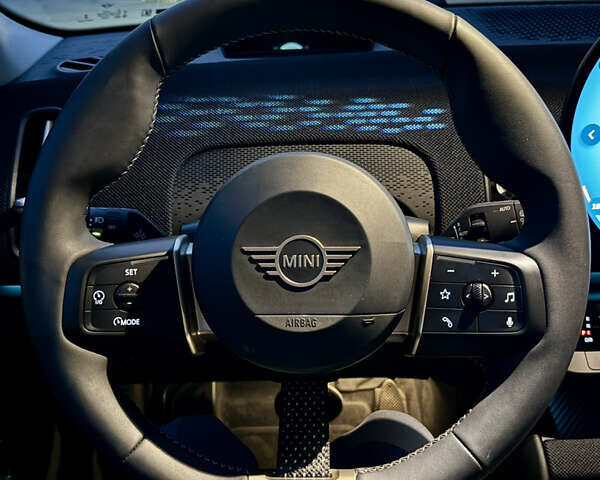 Сірий Міні Кантрімен, об'ємом двигуна 0 л та пробігом 17 тис. км за 41000 $, фото 14 на Automoto.ua