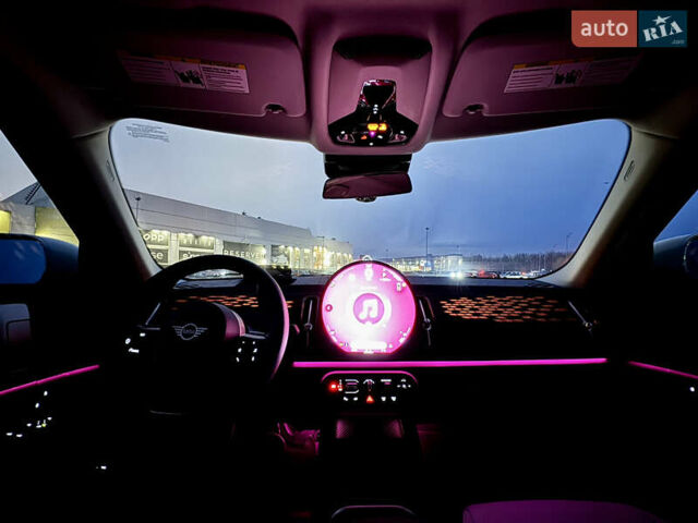 Сірий Міні Кантрімен, об'ємом двигуна 0 л та пробігом 17 тис. км за 41000 $, фото 22 на Automoto.ua