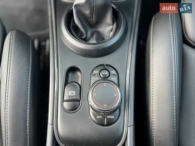 Синий Мини Кантримен, объемом двигателя 1.5 л и пробегом 94 тыс. км за 21450 $, фото 20 на Automoto.ua