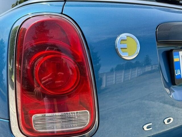 Синій Міні Кантрімен, об'ємом двигуна 1.5 л та пробігом 200 тис. км за 20400 $, фото 4 на Automoto.ua
