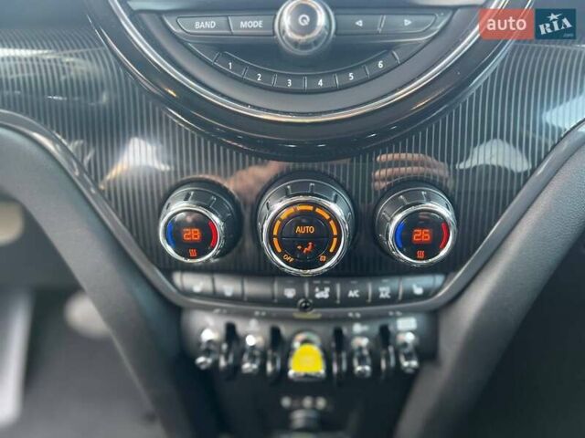 Синий Мини Кантримен, объемом двигателя 1.5 л и пробегом 94 тыс. км за 21450 $, фото 18 на Automoto.ua