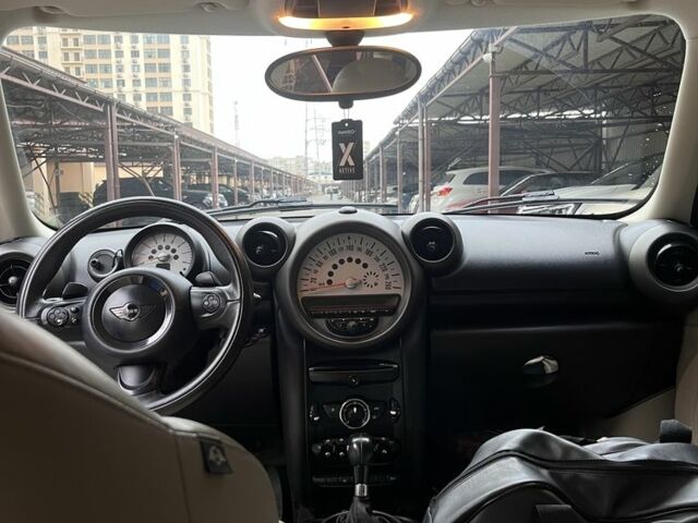 Синій Міні Кантрімен, об'ємом двигуна 1.6 л та пробігом 245 тис. км за 8700 $, фото 6 на Automoto.ua