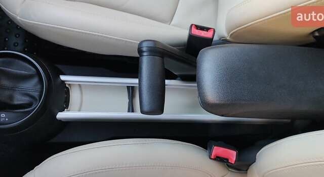 Синий Мини Кантримен, объемом двигателя 1.6 л и пробегом 105 тыс. км за 14950 $, фото 11 на Automoto.ua