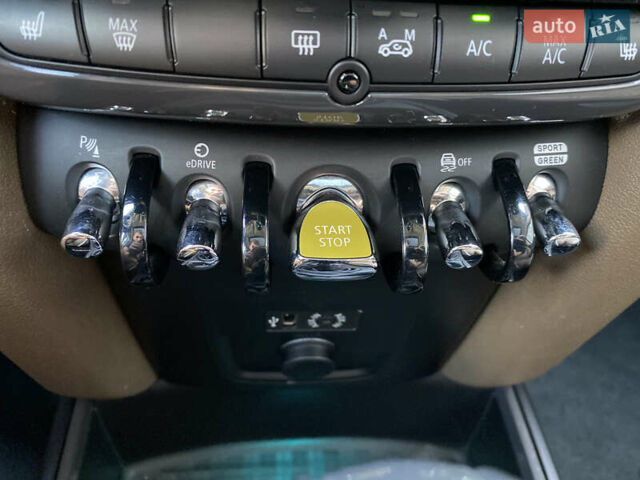 Синий Мини Кантримен, объемом двигателя 1.5 л и пробегом 58 тыс. км за 27800 $, фото 7 на Automoto.ua