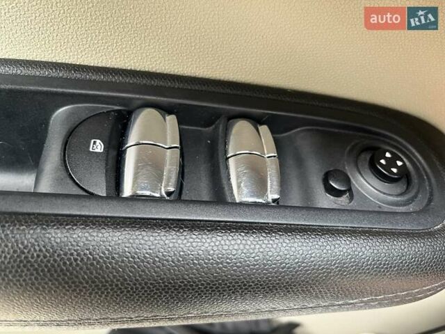 Міні Кантрімен 2013 у Стрые на Automoto.ua Зелений Міні Кантрімен, об'ємом двигуна 1.6 л та пробігом 164 тис. км за 9300 $, фото 17 на Automoto.ua