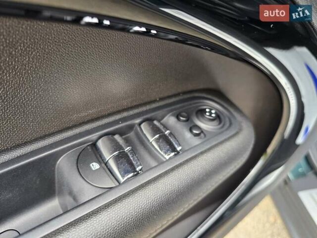 Зеленый Мини Кантримен, объемом двигателя 2 л и пробегом 95 тыс. км за 13799 $, фото 32 на Automoto.ua