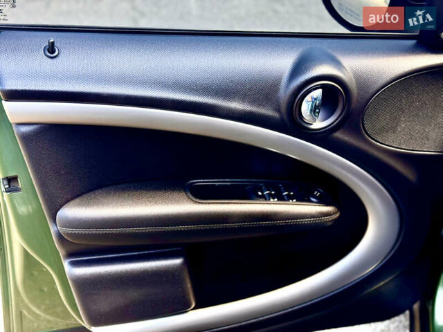 Зеленый Мини Кантримен, объемом двигателя 2 л и пробегом 175 тыс. км за 13888 $, фото 9 на Automoto.ua